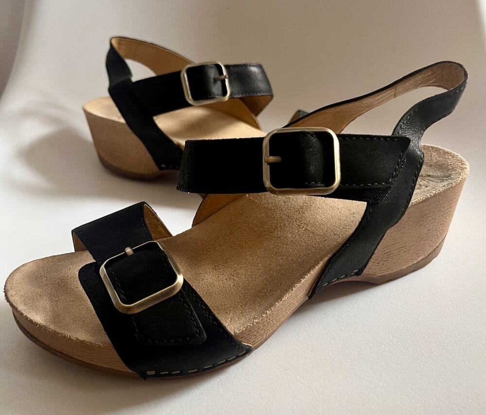 Dansko Trinity Sandals Womens 38 Black Leather Buckle Wedge Comfort 1716101600